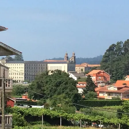 Oubiña Apartamento Poio